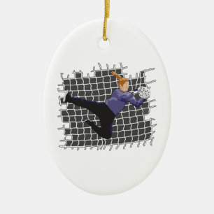 Torwartin beim Fußballspiel rettet den Ball Keramik Ornament
