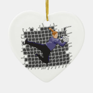 Torwartin beim Fußballspiel rettet den Ball Keramik Ornament