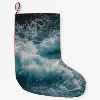 TOSENDES WASSER KLEINER WEIHNACHTSSTRUMPF