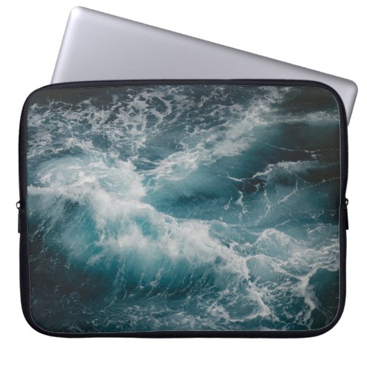 TOSENDES WASSER LAPTOPSCHUTZHÜLLE (Vorderseite)