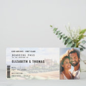 Toskana Zielort Boarding Pass Foto Hochzeit Einladung (Stehend Vorderseite)
