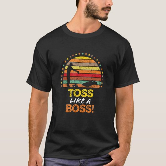Toss Like A Boss  Cornhole Bags Quote Graphic T-Shirt (Vorderseite)
