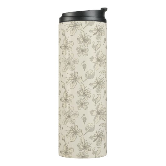 Tossed Blüten auf Light Sand - nahtloses Muster. Thermosbecher (Nach links gedreht)