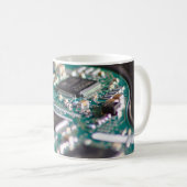 Total digital zum Morgenkaffee! Kaffeetasse (VorderseiteRechts)