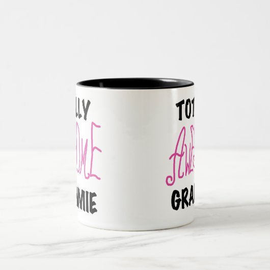 Total fantastische Grammie rosa T - Zweifarbige Tasse (Mittel)