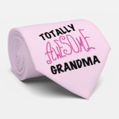 Total fantastische Großmutter - rosa T-Shirts und  Krawatte (Gerollt)