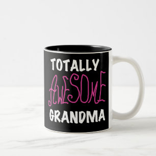 Total fantastische Großmutter-Rosa-T - Shirts und Zweifarbige Tasse