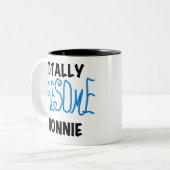 Total fantastische Nonnie blaue Text-T-Shirts und Zweifarbige Tasse (Vorderseite Links)
