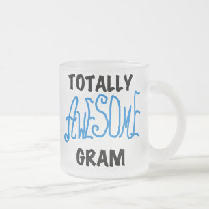 Total fantastisches Gramm-blaue T-Shirts und Mattglastasse
