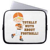 Total Nuts über Fußball Laptopschutzhülle (Vorderseite)