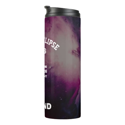 Total solar eclipse August 2026 text personalized Thermosbecher (Nach rechts gedreht)