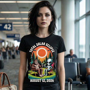 Totale Sonnenfinsternis 12. August 2026 Bigfoot Al Tri-Blend Shirt