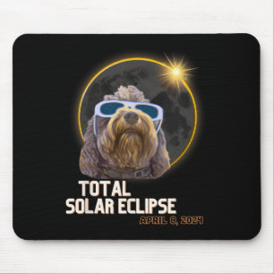 Totality Solar Eclipse Goldendoodle mit Eclipse G Mousepad