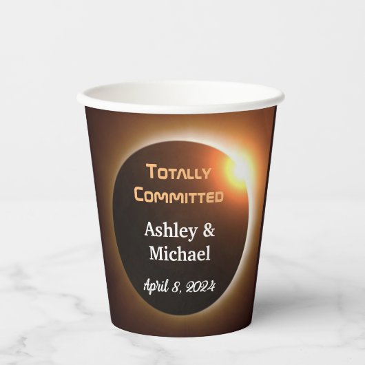 Totally Committed Eclipse Theme Wedding Pappbecher (Vorderseite)