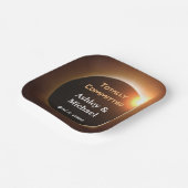 Totally Committed Eclipse Theme Wedding Pappteller (Gewinkelt)