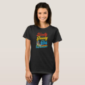 Totally Groovy Seit 2016 Retro Roller Skate Birth T-Shirt (Vorne ganz)