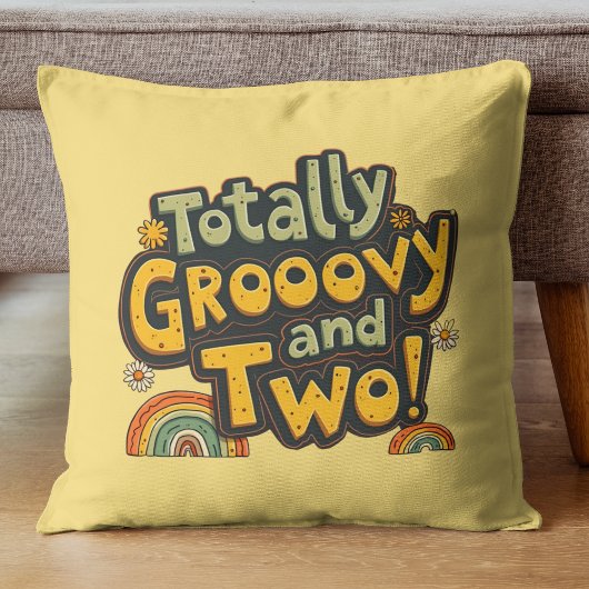 Totally Groovy und 2. Geburtstag Kissen