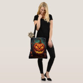 Tote Bag Mad Pumpkin Tasche (Am Model)
