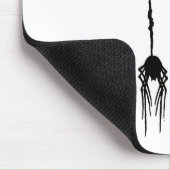 Tote Smooshed Spider, die sich durch ihr Web verhe Mousepad (Ecke)
