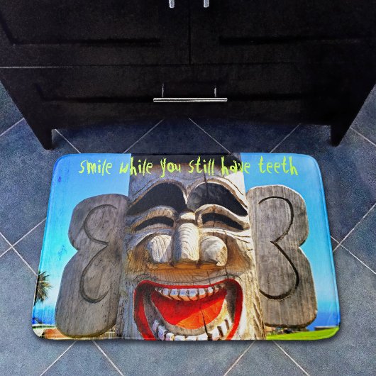 Totem-Fotografie-Lächeln Quote Typografie Badematte