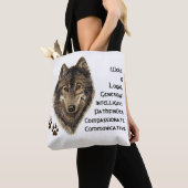 Totem Wolf, Tierführer Inspirationsgrauer Wolf Tasche (Von Nahem)