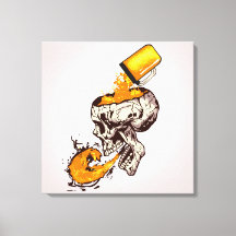 Totenkopf, der Bier und Schaum wegwirft