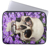 Totenkopf - Gotik / Gerätehülle Laptopschutzhülle (Vorderseite)