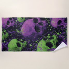 Totenkopf-Muster im grünen und violetten Grunge-St Strandtuch