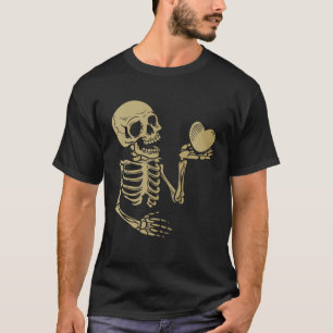 Totenkopf-Skeletthand hält rotes Herz Liebe T-Shirt