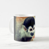 Totenkopfaffe im Baum Kaffeetasse (Vorderseite Links)