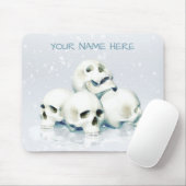 Totenköpfe im Schnee. Personalisiert Mousepad (Mit Mouse)