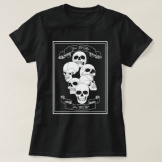 Totenköpfe und Banner mit anpassbarem Text Schwarz T-Shirt