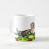 Totenpfanne durch Entencup Kaffeetasse (Vorderseite Links)