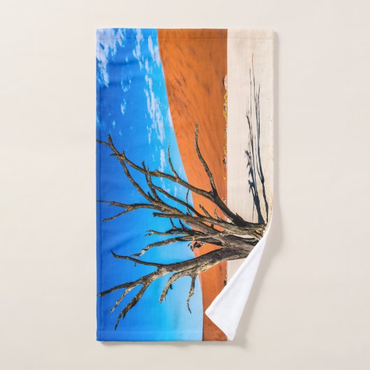 Toter Baum in Deadvlei, Namibia Badhandtuch Set (Handtuch)