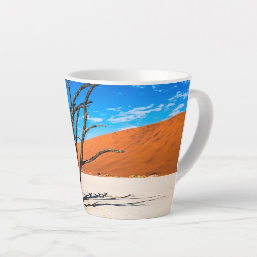 Toter Baum in Deadvlei, Namibia Milchtasse (Rechte Ecke)