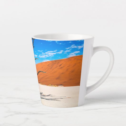 Toter Baum in Deadvlei, Namibia Milchtasse (Rechts)