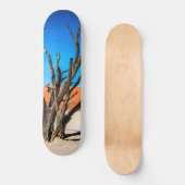 Toter Baum in Deadvlei, Namibia Skateboard (Vorderseite)