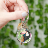 Toucan Portrait mit tropischen Blätter Schlüsselanhänger (Hand)