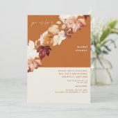 Touch Herbst Brautparty Terracotta Einladung (Stehend Vorderseite)