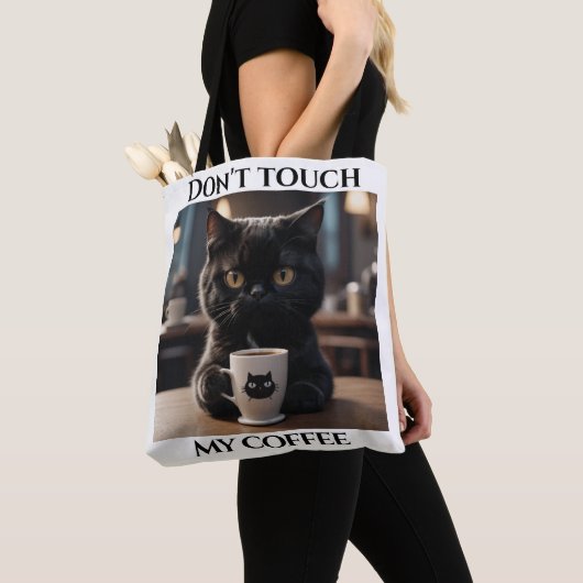Touch meinen Kaffee nicht lustig Tasche (Von Nahem)