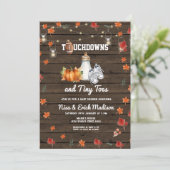 Touchdown Football Tiny Toes Pumpkin Baby Dusche Einladung (Stehend Vorderseite)