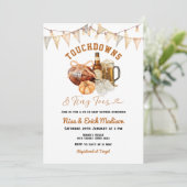 Touchdown Tiny Toes Football Couples Baby Dusche Einladung (Stehend Vorderseite)