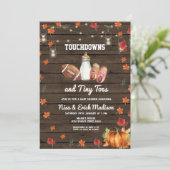 Touchdown und Tiny Toes Football Milk Baby Dusche Einladung (Stehend Vorderseite)