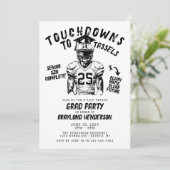 Touchdowns zum Tassels Football Grad Party Einladung (Stehend Vorderseite)