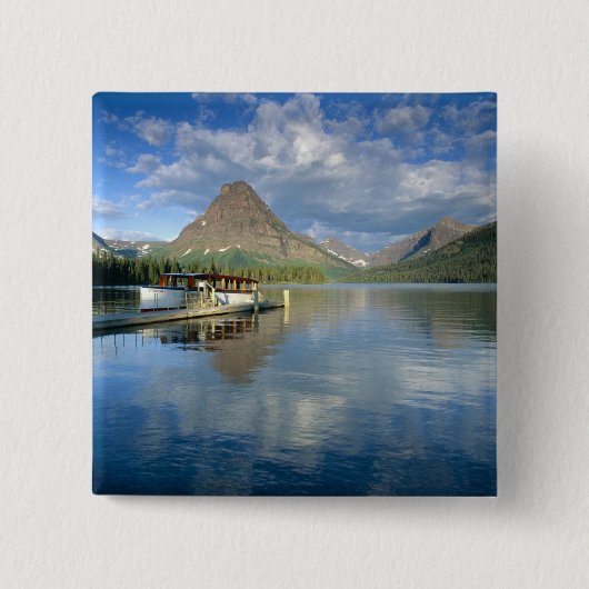 Tour Boat Docked at Two Medicine Lake in Glacier Button (Vorderseite)