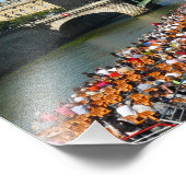 Tour Boat on the Seine River in Paris Fotodruck (Ecke)