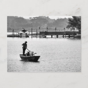 Tourist boat postkarte
