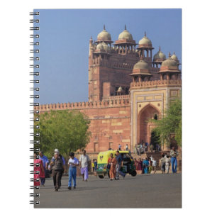 Touristen vor Fatehpur Sikri, in der Notizblock