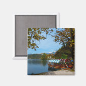Touristenboote im Bled-See im Herbst Magnet (Vorderseite/Rückseite)