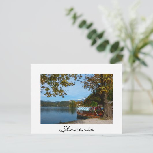 Touristenboote im Bled-See im Herbst Postkarte (Stehend Vorderseite)